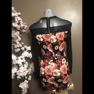 Floral mini dress skirt with mesh arms and shoulders